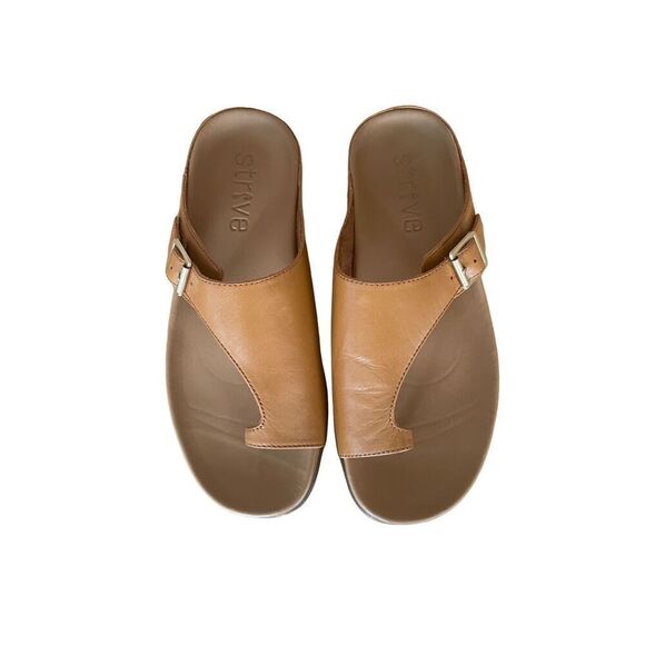Strive Womens Tan Leather Comfortable and Arch Java Flat Sandal Size 9.5